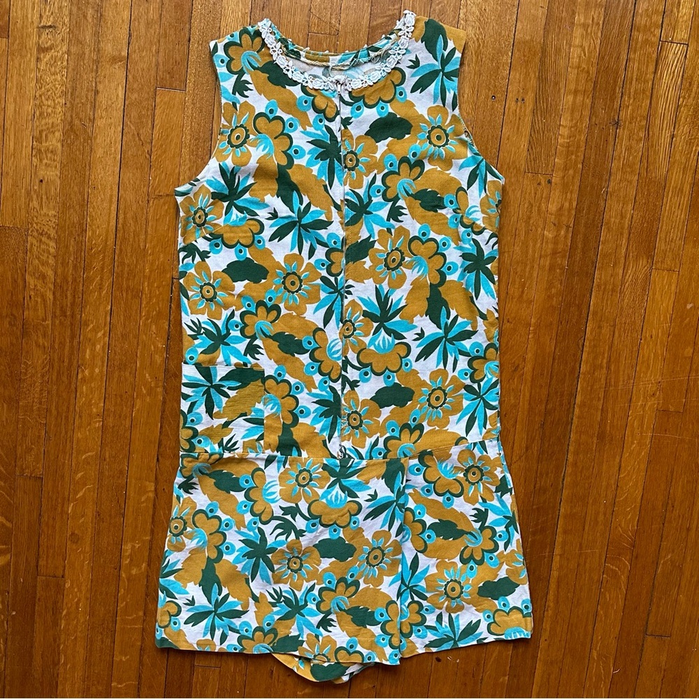 Adorable 1960s Tropical Pleated Romper Handmade Hawaiian Flower Print Small